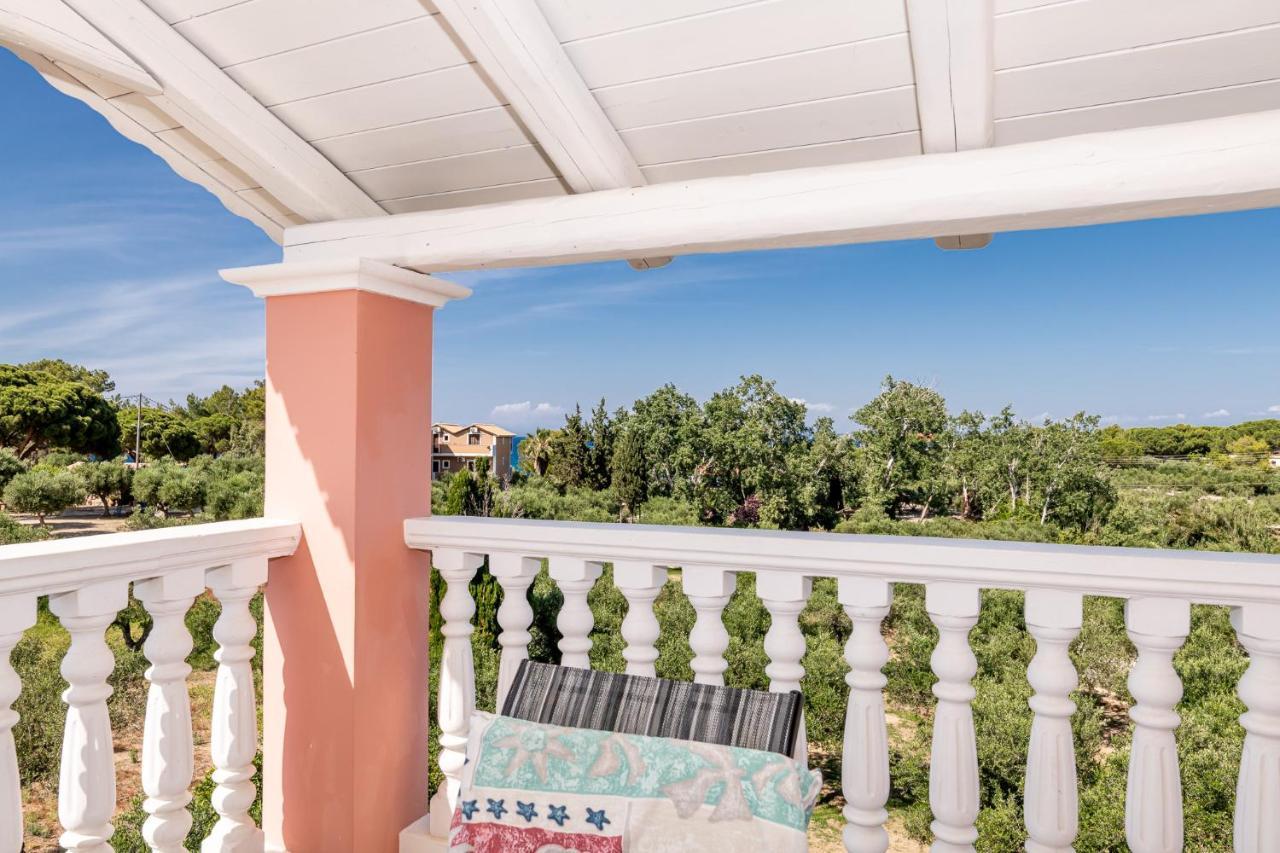 Arazzo Apartments Vasilikí Екстериор снимка