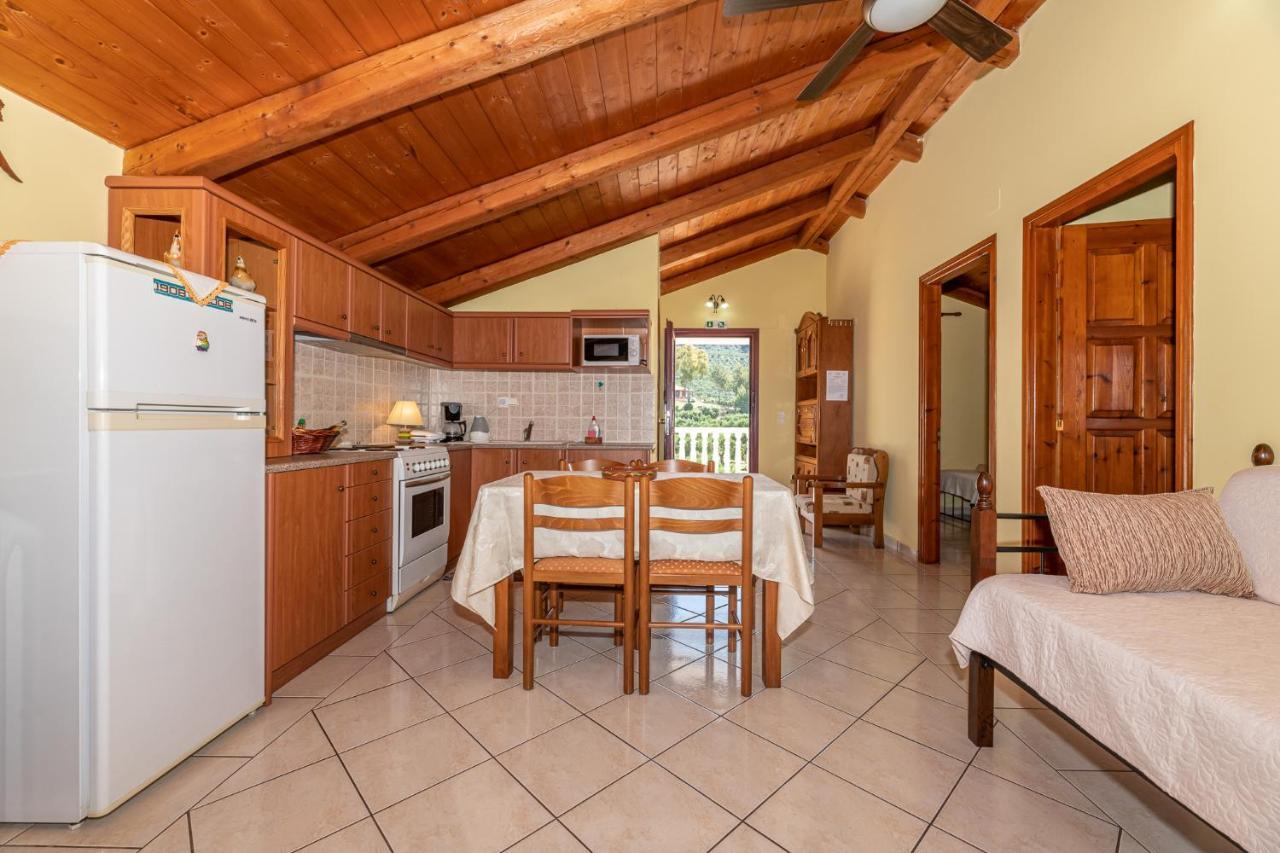 Arazzo Apartments Vasilikí Екстериор снимка